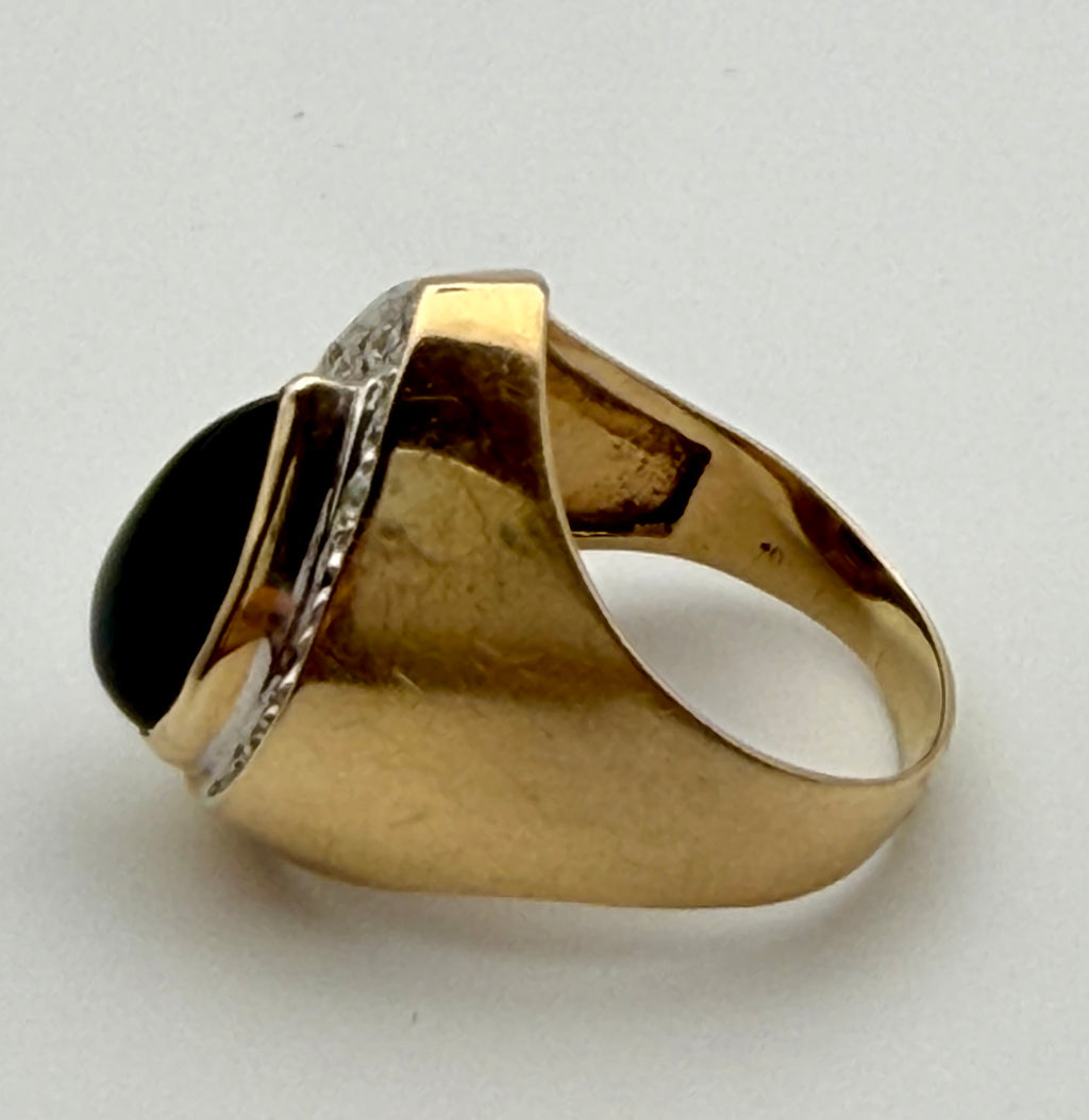14 KT Gold Ring with Onyx & Diamonds