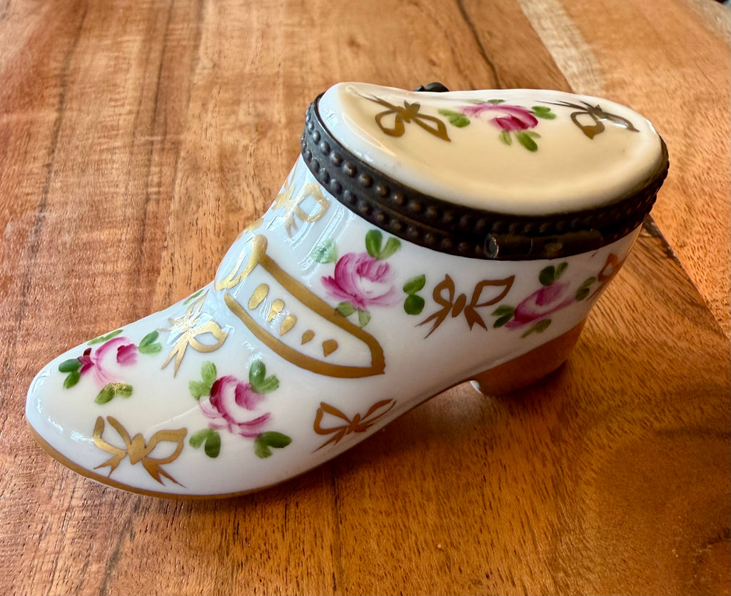 FB Mini Shoe Box