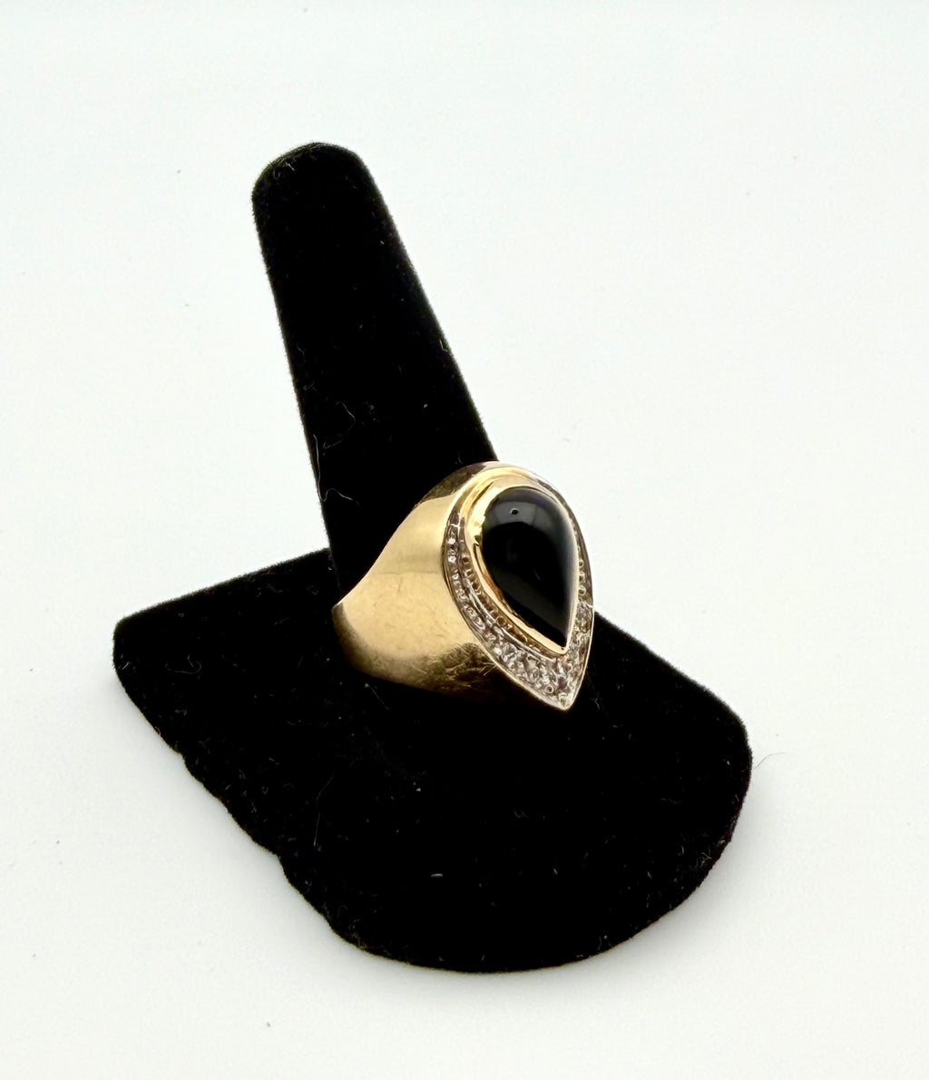 14 KT Gold Ring with Onyx & Diamonds
