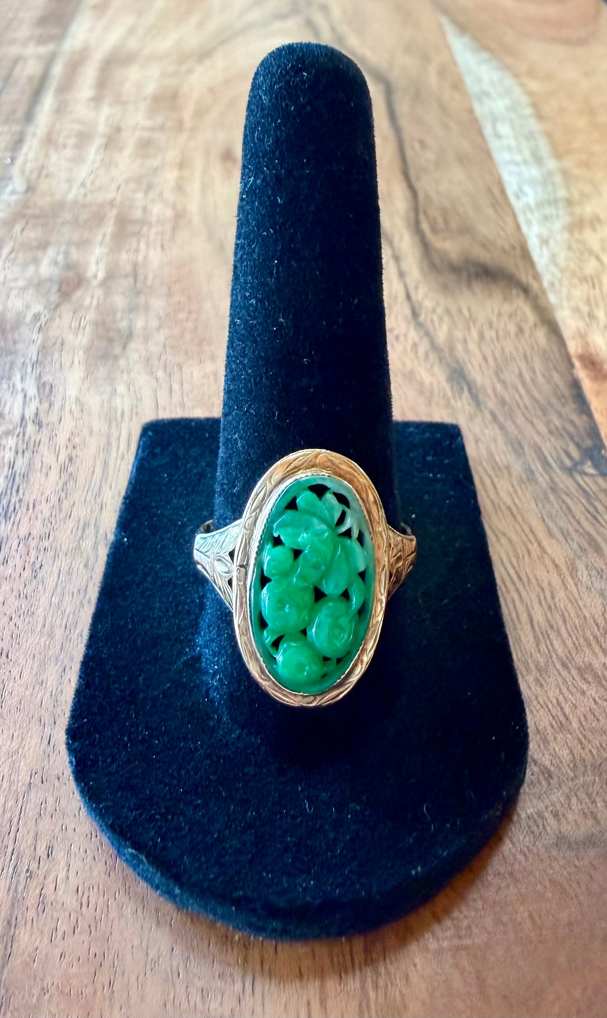 14K Gold & Jade Ring