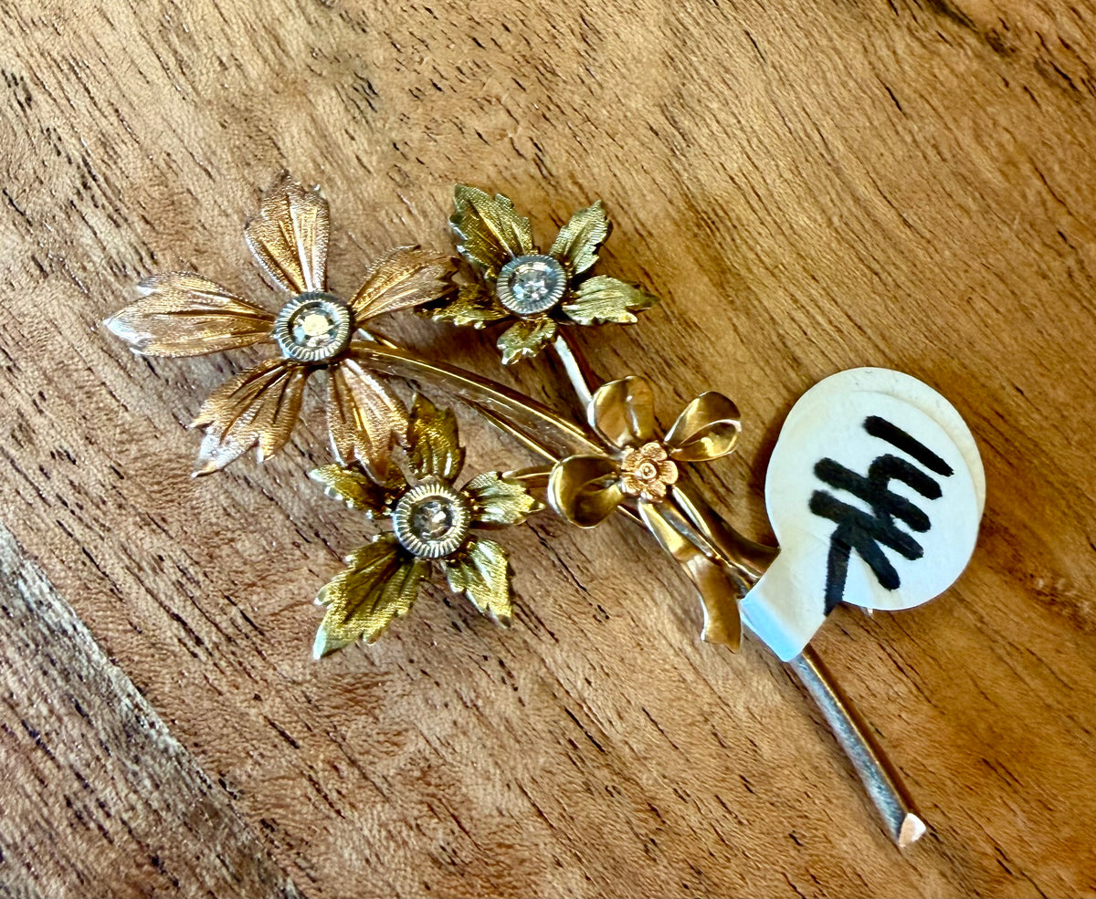 14K Gold Diamond Brooch