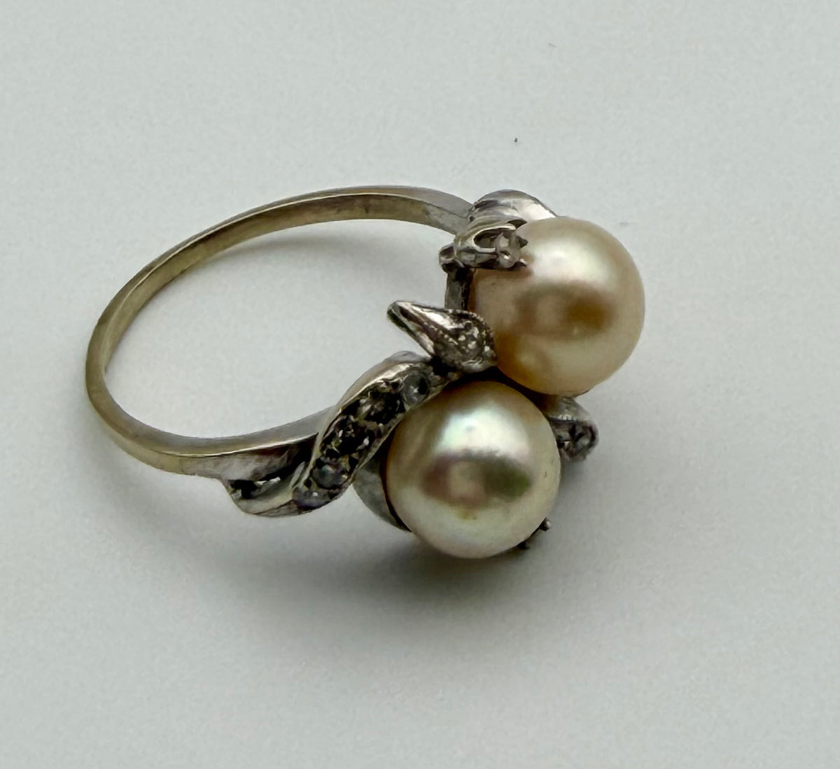 14 KT Gold Ring with Pearls & Diamonds