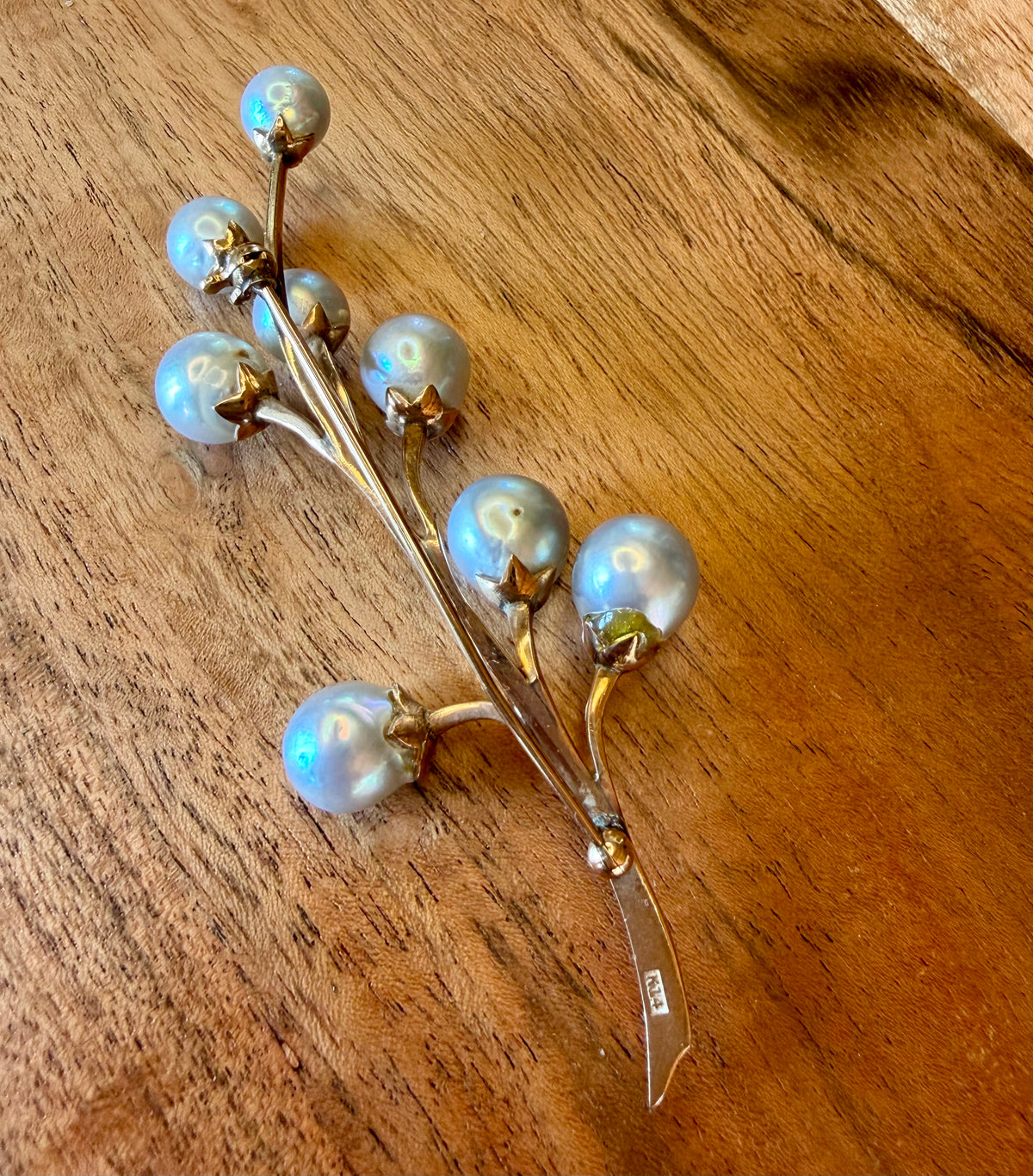 14K Gold Pearl Brooch