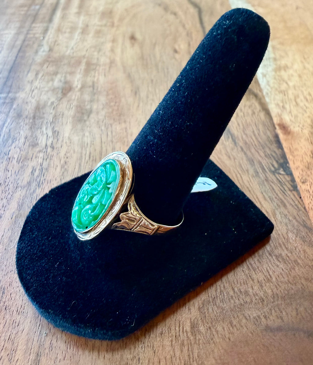 14K Gold & Jade Ring