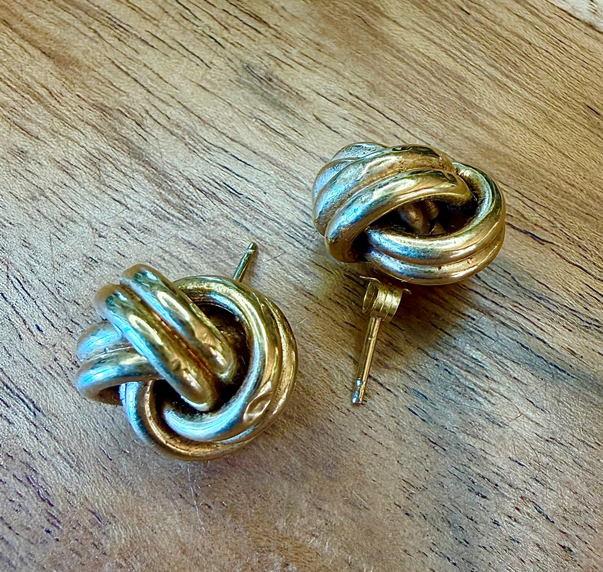 14K Gold Earrings Knott Design