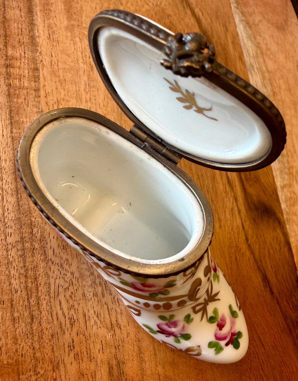 FB Mini Shoe Box