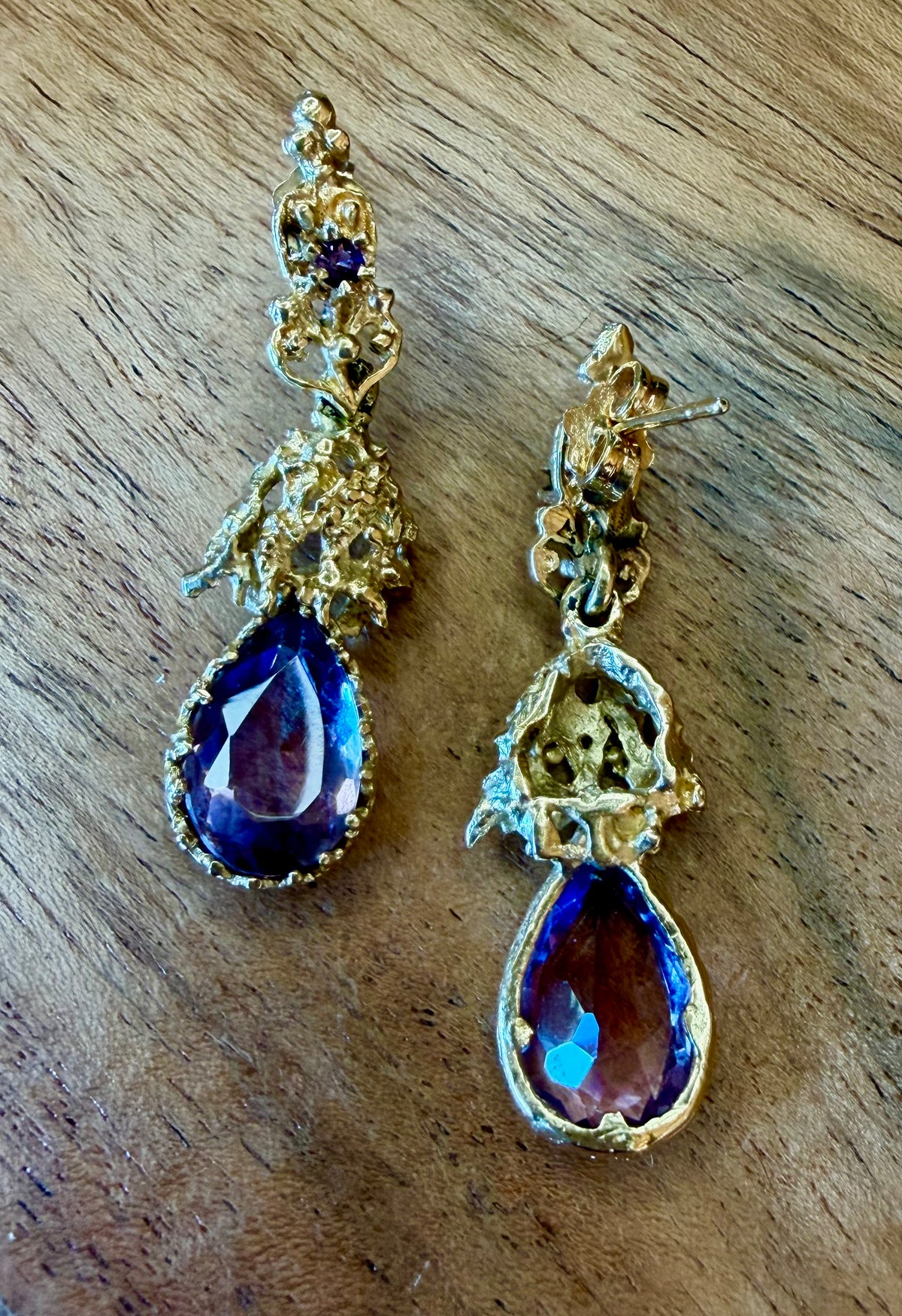 10K Gold Amethyst Dangle Earrings Pierced
