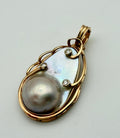 14 KT Gold Pendant with Diamonds & Mabe Pearl