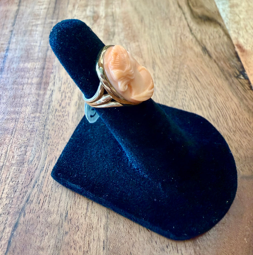14K Gold Cameo Ring