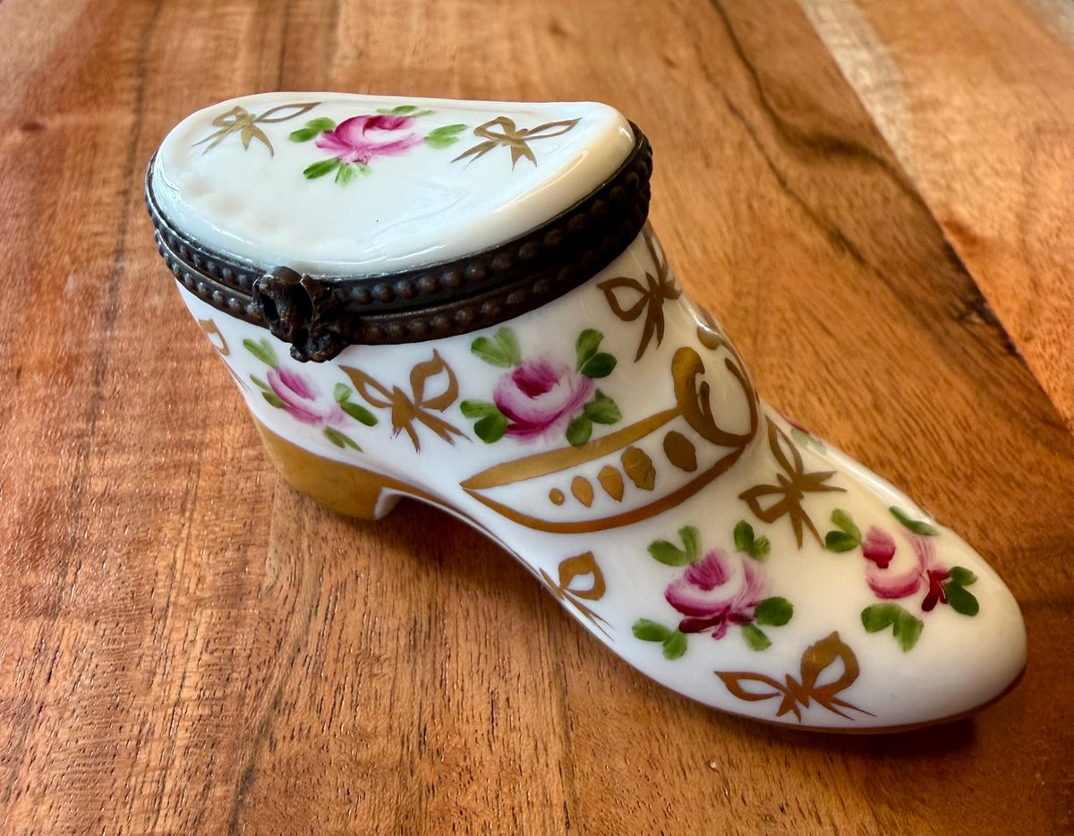FB Mini Shoe Box