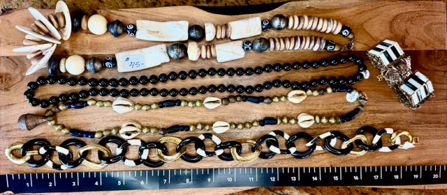 Black / White color Jewelry Necklaces + Bracelet Lot