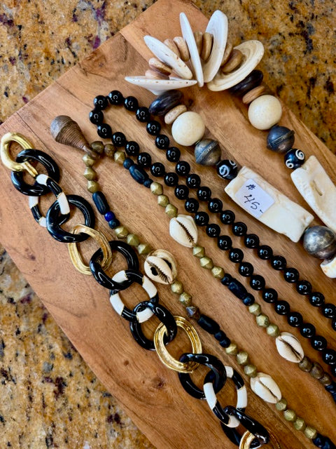 Black / White color Jewelry Necklaces + Bracelet Lot